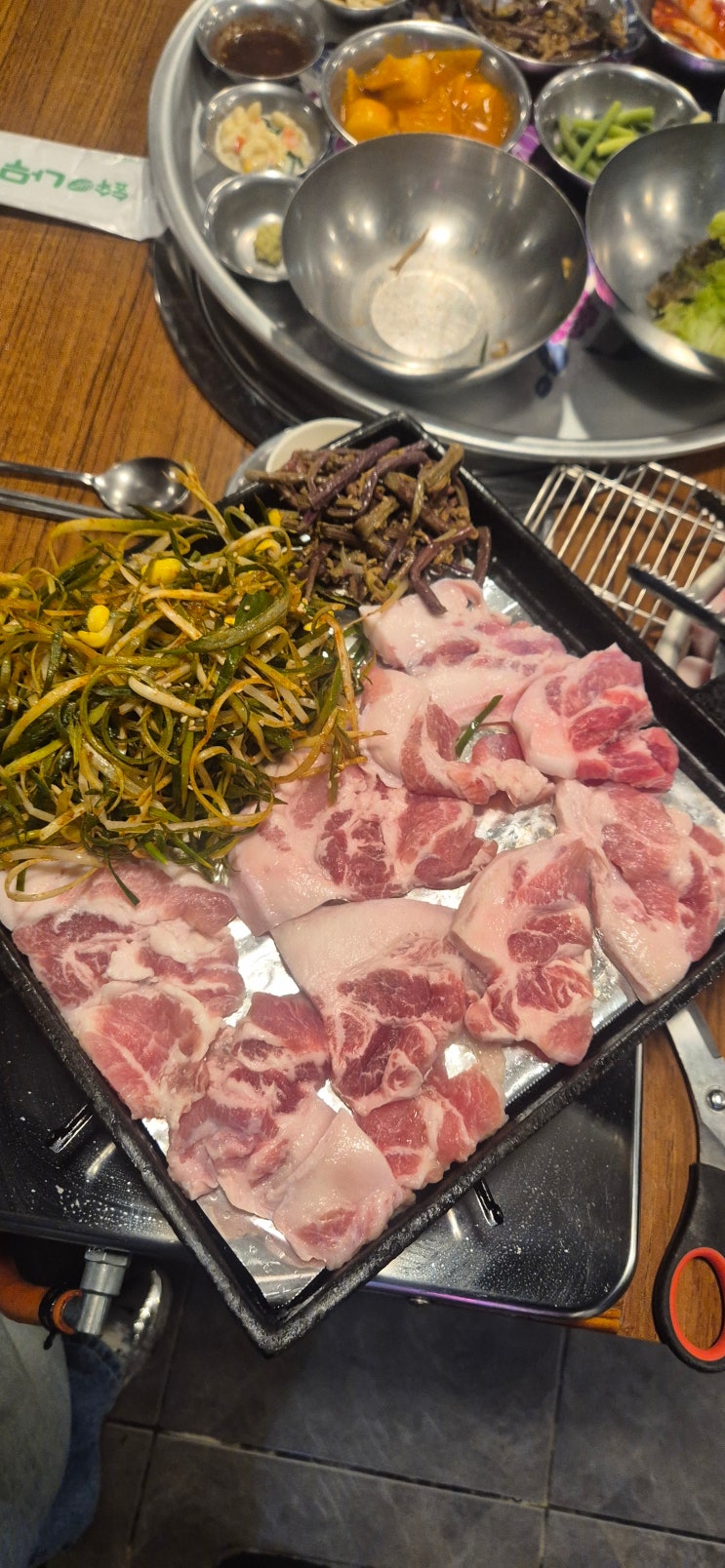  일산해수욕장맛집 추천｜사거리회관 가성비 냉삼 & 꼬들목살