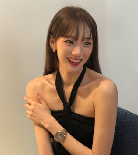“이번엔 추리극?” 이성경 드라마 백조세탁소 주연 행보
