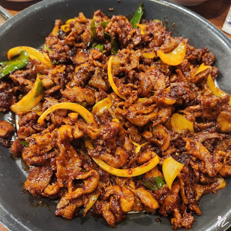  내돈내산 [마곡나루] 예향정 - 쌈이 무한리필인 제육볶음 존맛집
