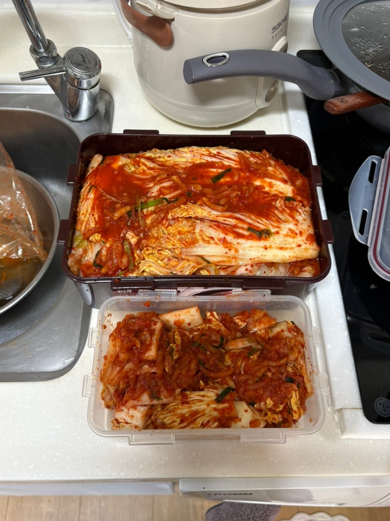 [내돈내산] 홍진경 더김치 3kg 실소비 후기 (ft. 멸치칼국수랑 기절조합)