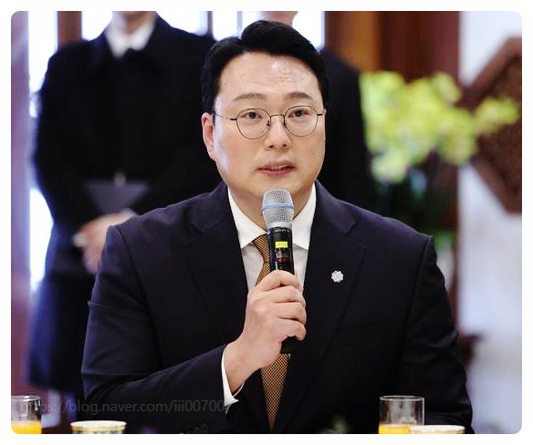 천하람부터 조우진 홍진경까지 네이버 지식인 흑역사 강제 공개 대참사 총정리