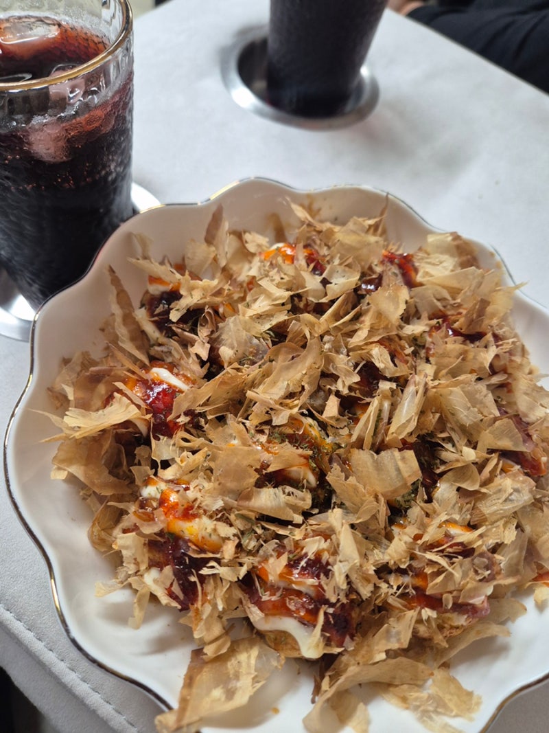 초보도 겉바속촉 타코야끼 반죽만들기 쉬워요! 초간단 타코야끼 레시피