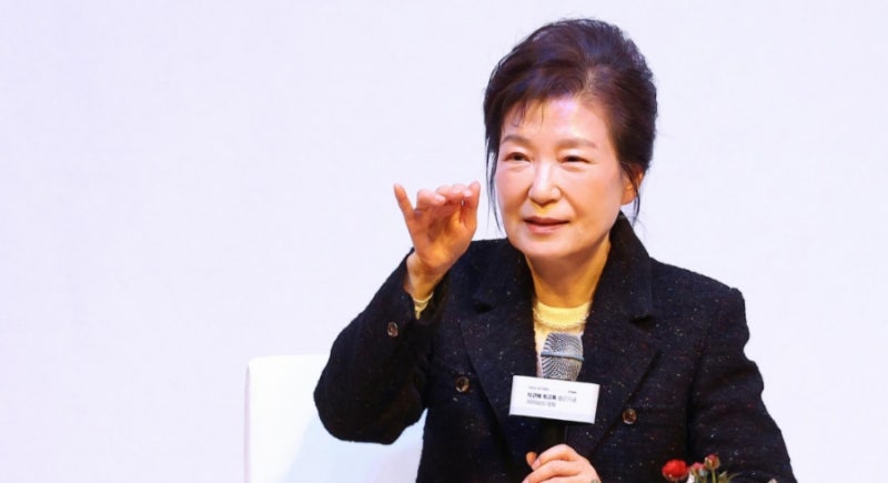 박근혜 대구 사저,"미변제금 10억 원" 가세연에 가압류 '조력자에서 채권자로…