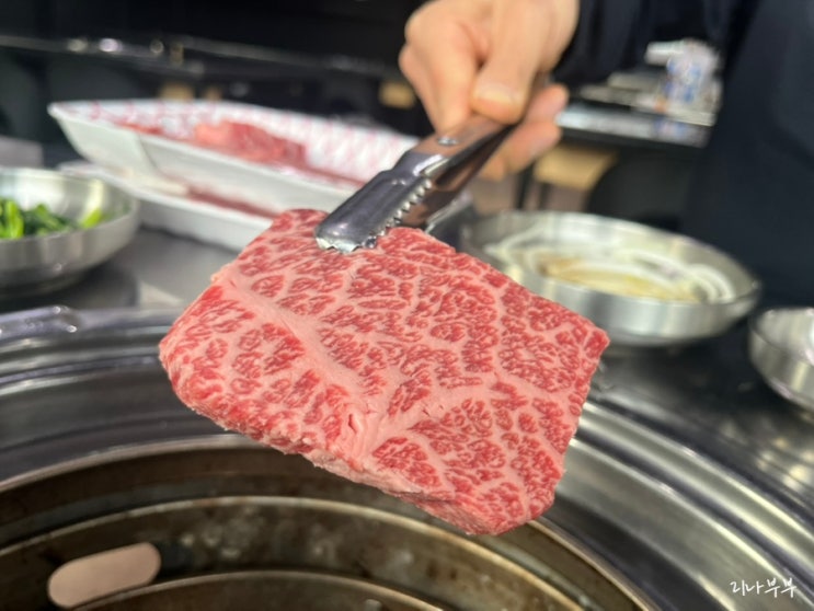  제주도 소고기맛집ㅣ제주먹거리정육식당에서 투쁠한우 맛보기:)