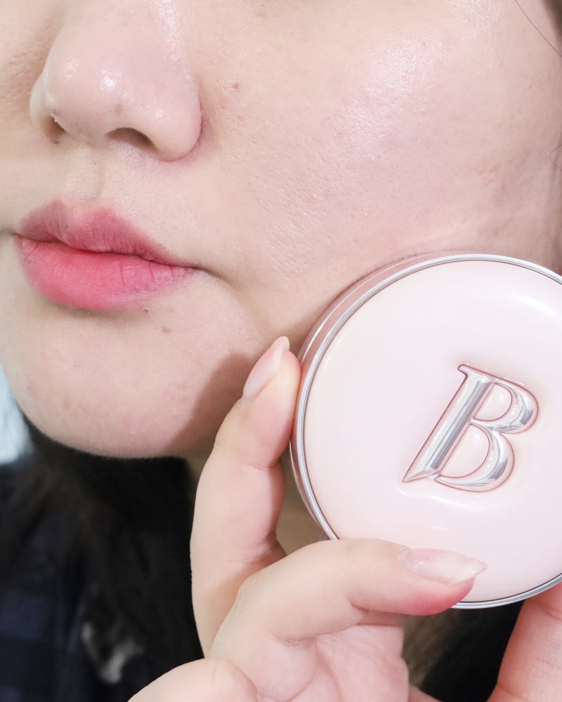 요즘 매일 쓰는 올영 쿠션 촉촉한 바닐라코 에센스 스킨 핑크 쿠션