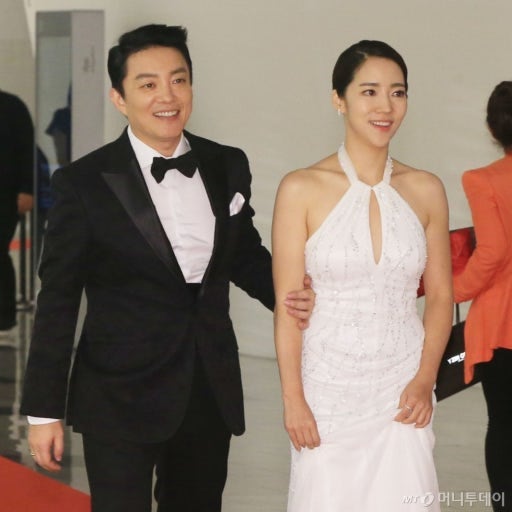 배우 이범수, 이윤진 프로필 오해 풀고 합의 이혼, 딸 이소을 아들 이다을 소다 남매 양육권?