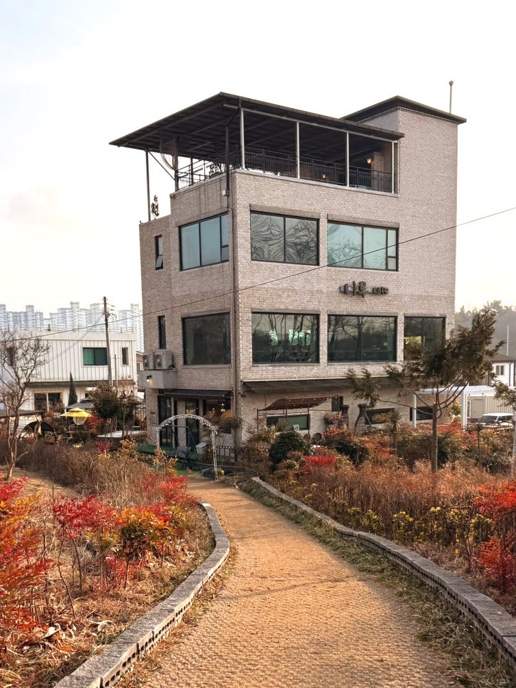 사진 3