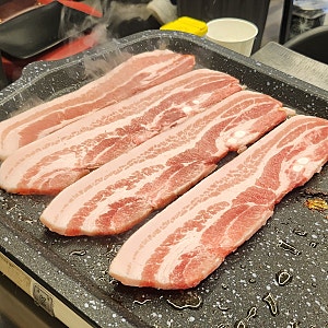 [ 영이네 냉삼겹 ] 신림역 맛집 / 냉삼 맛집 / 대패삼겹살 맛집 / 고기집 추천 / 또갈집 / 가성....