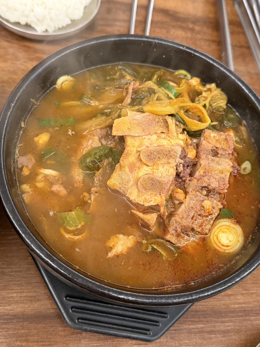 먹보뼈감자탕 사진 5