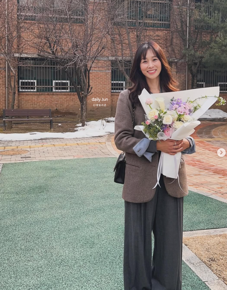  길거리 캐스팅 1순위? 배우 꿈꾸는 장신영 아들, 벌써 고교 졸업이네요