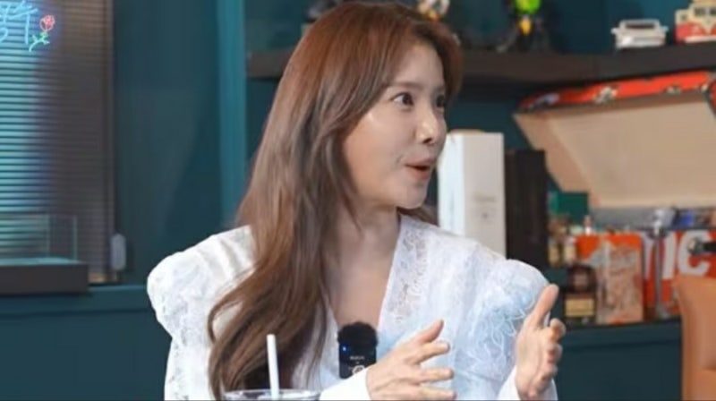 **“소파에 누워 TV 본 적 없다” 백윤식 며느리 정시아, 17년 합가 시집살이의 진짜 이야기**