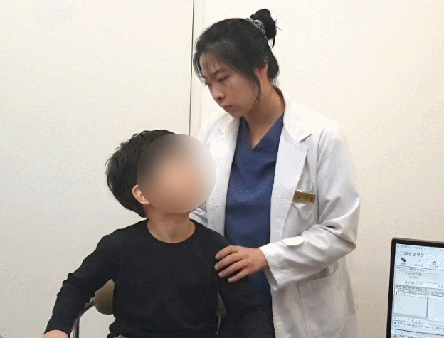  강동구 소아체형, "우리 애가 아프다고 한 적 없는데요"