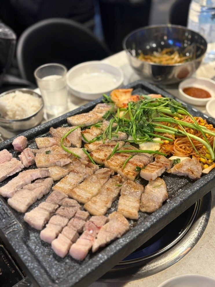  강남역 고기 구워주는곳 강남 삼겹살 제주흑다돈 강남점 후기