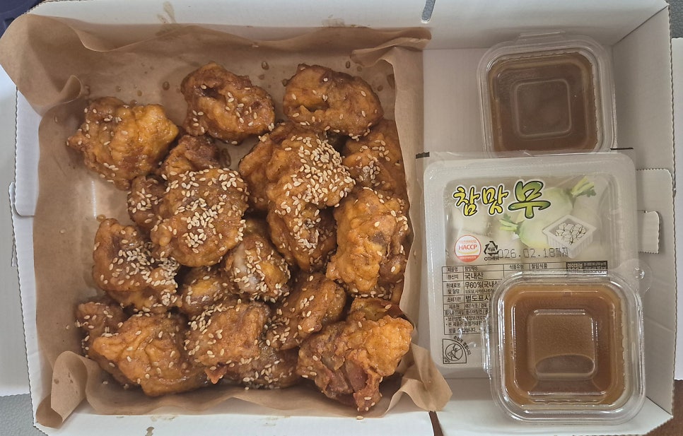 지붕위에치킨 만촌점 사진 3