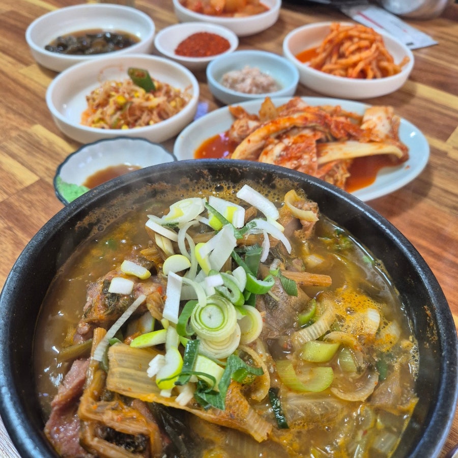 흥업뼈다귀해장국 사진 1
