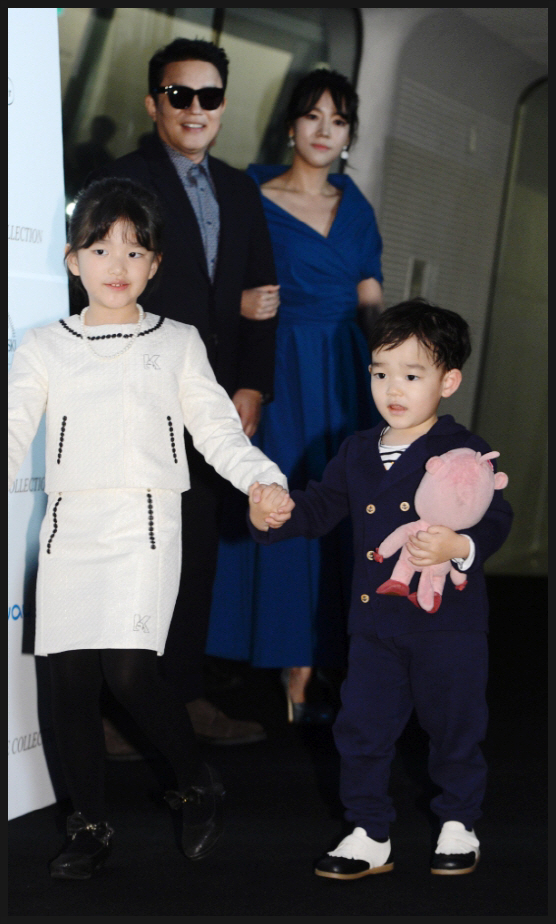  '슈돌' 가족의 씁쓸한 결말: 이범수X이윤진, 2년 폭로전 끝 16년 결혼 생활 마침표