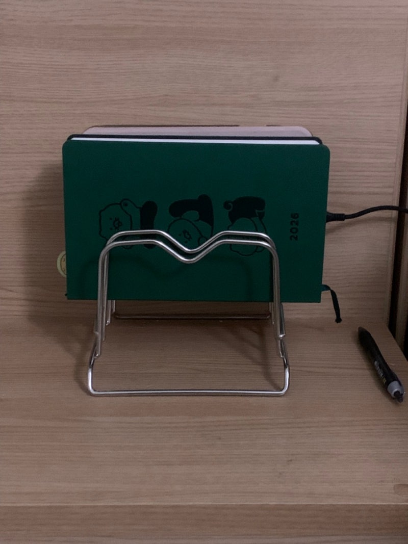 태블릿 거치대, 책꽂이로 쓰는 스텐 와이어 2단 다이소 접시꽂이 16.3cm