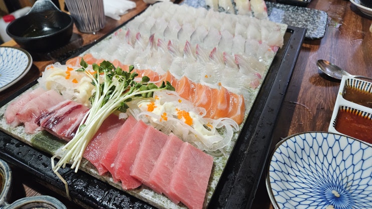  [강릉 맛집] 시내에서 회 먹을 때 자연스럽게 떠오르는 단골집? 가성비와 신선함 다 잡은 회바라기