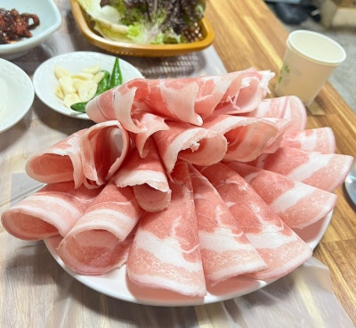 안동 식육식당 &ldquo;우성 식육식당&rdquo; 꽃 삼겹이 끝내주는 곳