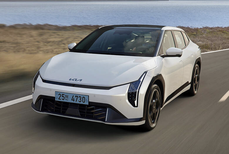  "생각보다 차이 크다…" 기아자동차 KIA EV4 전기차 주행거리 트림별 분석