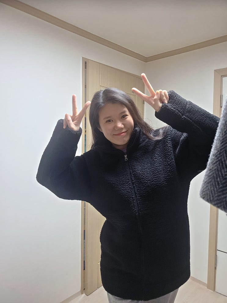  가볍게 입는 겨울 아우터 추천｜STL 뽀송뽀송 메트로 양털코 착용 후기