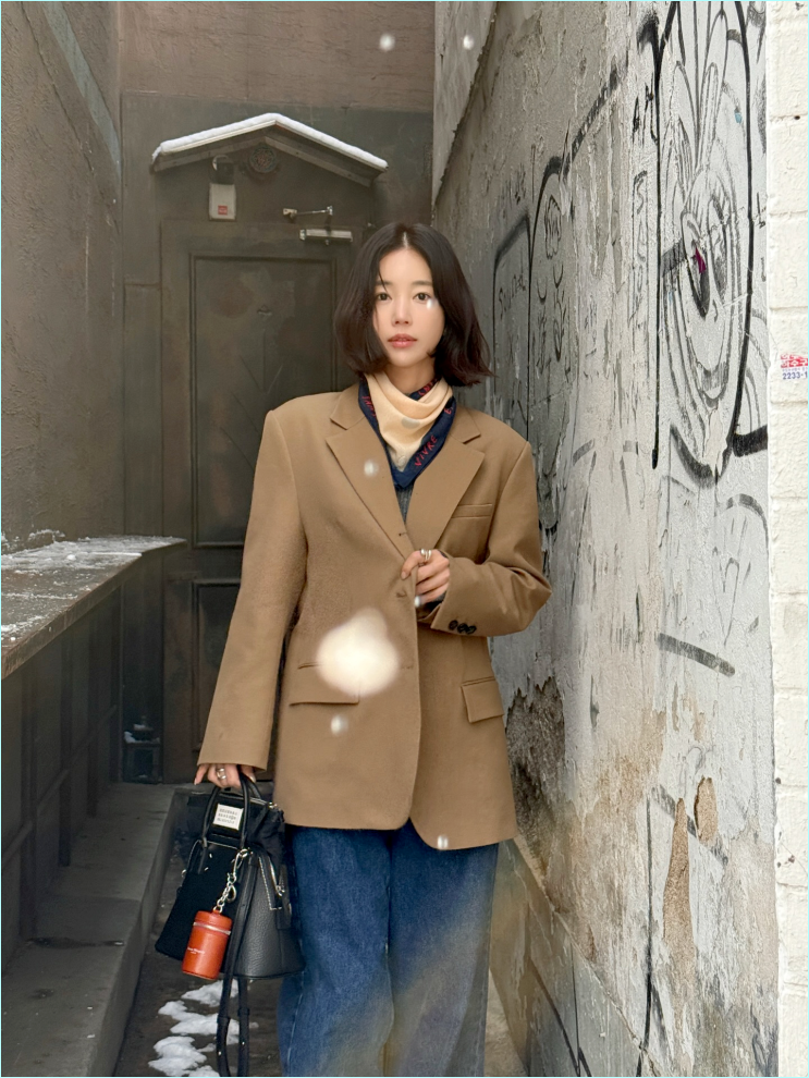  "누가 이걸 40대라 믿겠어?" 기은세, 눈 오는 날 완성한 역대급 올드머니룩의 정석