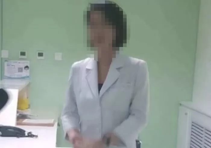 "이제 너희들 차례"... 9시간 <b>경찰조사</b> 받은 <b>주사이모</b>, '한 남자' 지목....