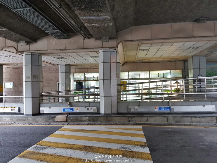  도봉산역(7호선) - 2번출구(서울창포원 바로앞)