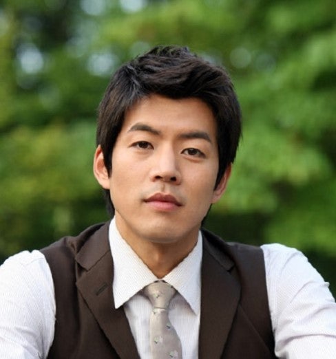 이상윤 배우 여자친구 결혼 아버지 이원우 직업 어머니 집 아파트 서울숲 힐스테이트