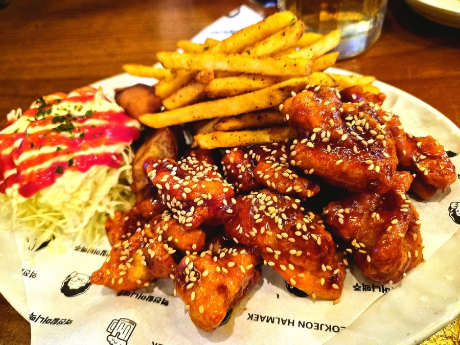 Yeokjeonhalmeonimaekju Hanambukwiryejeom photo 6