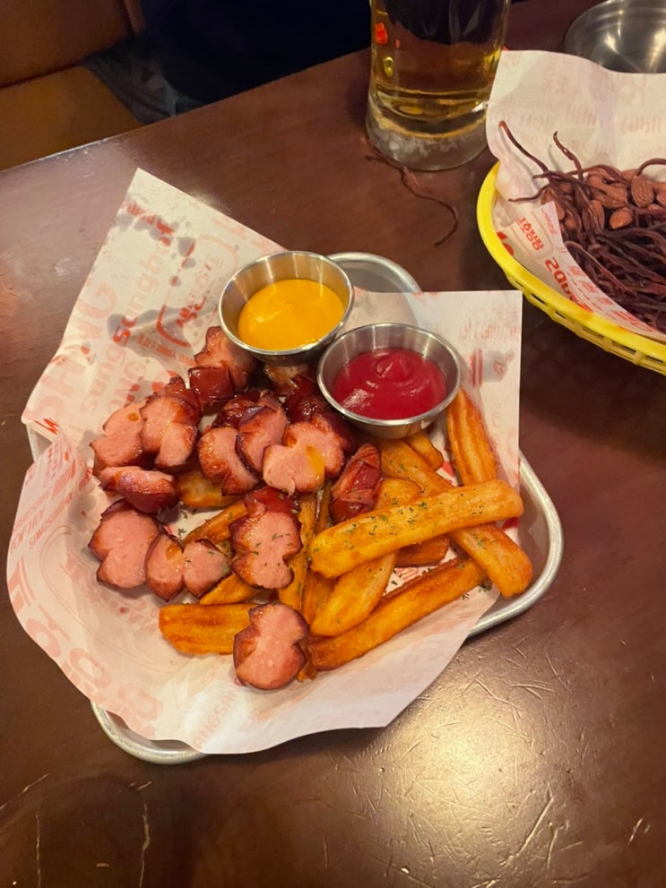  군산 조촌동 생생호프 마른안주 빼빼오징어 뽀독뽀독 칼집소세지 군산디오션술집 조촌스트릿몰2차 군산생맥주맛집 조촌동호프집