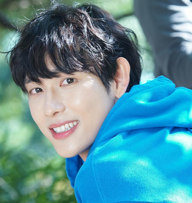 [인물탐구] 배우 임시완 프로필 : '나의 유죄인간' 윤이준 나이 키 생년월일 MBTI 작품활동