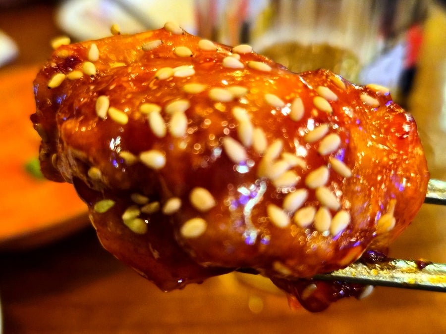 Yeokjeonhalmeonimaekju Hanambukwiryejeom photo 2