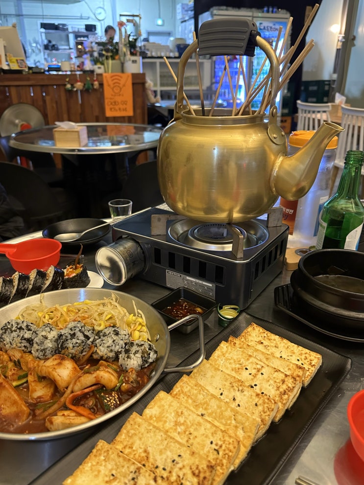   [통영 짜긍곰의부엌] 통영 토박이가 술먹으러 갔다가 김밥 6줄 포장해온 곳｜죽림맛집