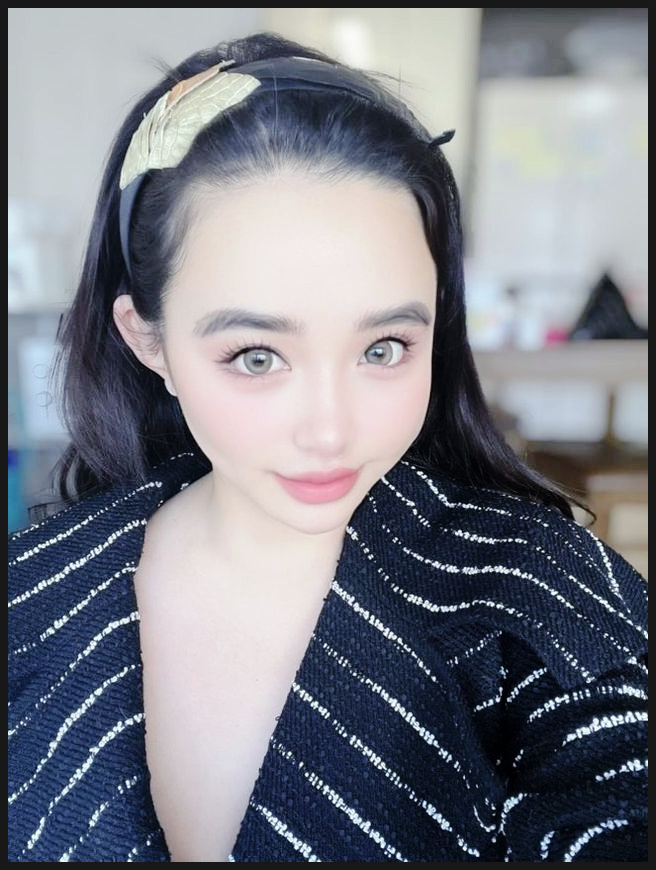  "건강해 보여서 다행이에요" 활동 중단 후 복귀 시동? 박봄 최신 비주얼 분석.