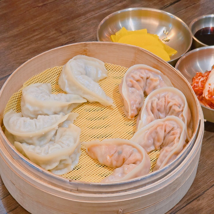  청주 현지인 맛집 육거리종합시장 육거리소문난만두 반반만두 & 칼국수 내돈내산