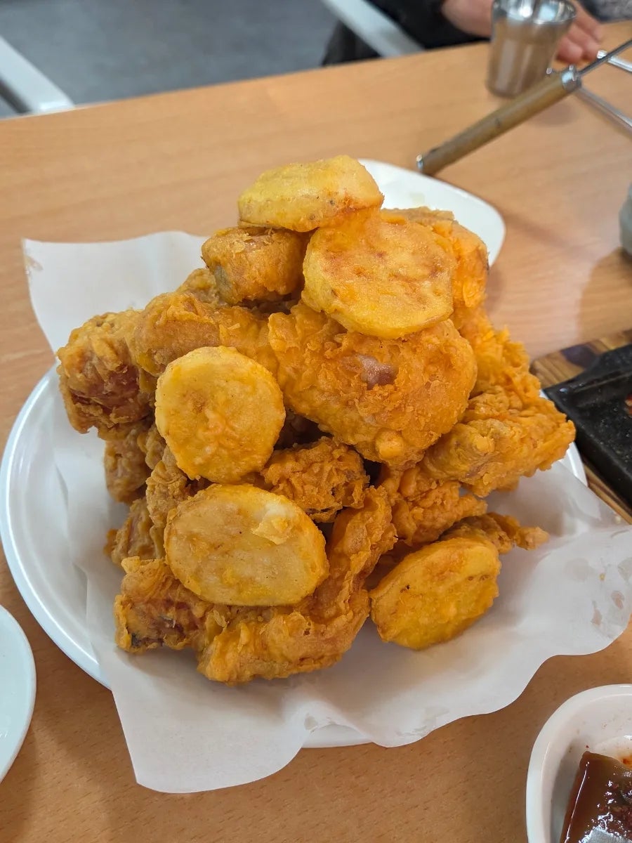 맹꽁이쉼터 사진 1