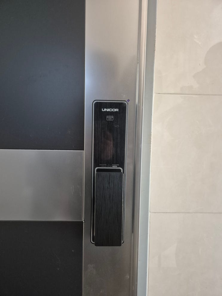  마포구 동교동 상가 도어락 유니코 TP8500S 설치
