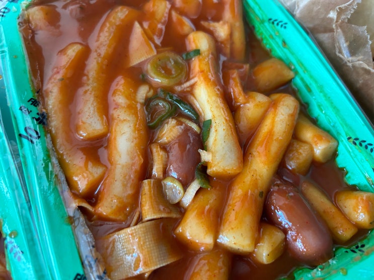  전농시장 앞 매콤한 마라떡볶이 맛집 <우리할매떡볶이 전농점>