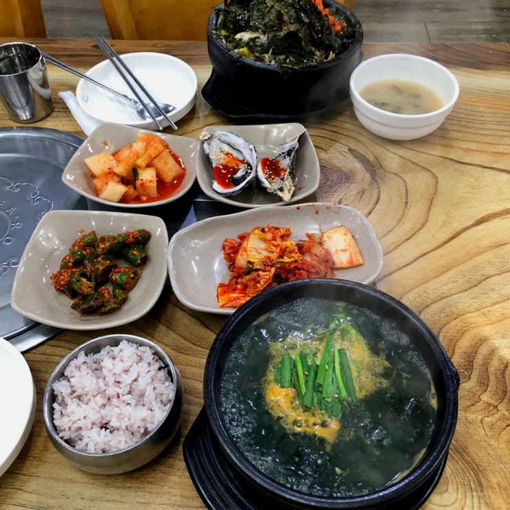  굴세상 인천 동춘동 맛집 굴버섯돌솥밥 굴매생이국