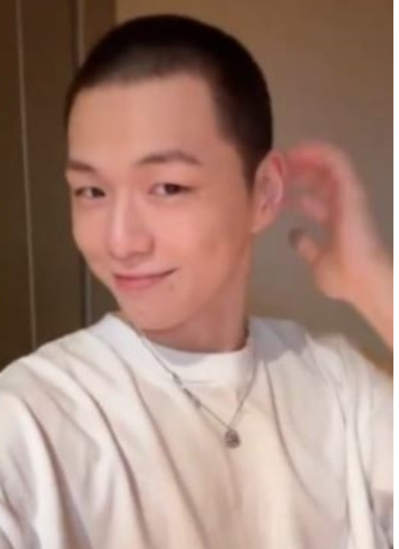 강다니엘, 9일 육군 입대 워너원 완전체 앞두고 갈린 선택