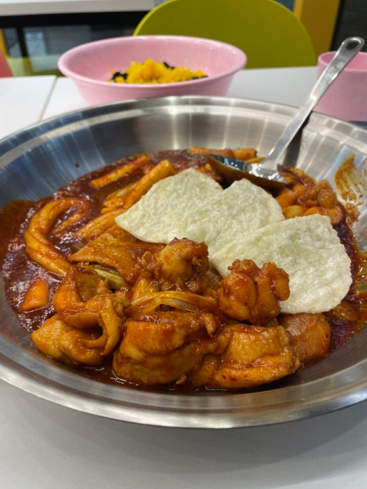  포장 배달하기 좋은 조촌동떡볶이 맛집 군산 스텔라떡볶이 신메뉴 닭떡볶이 꿀팁 기본컵밥 추가해줘요