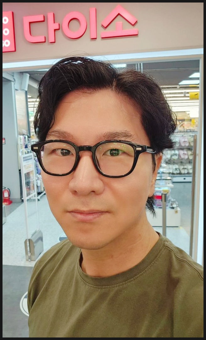  인생 와일드카드? 극단적 선택 암시한 팬에게 연예인이 직접 건넨 소름 돋는 메시지