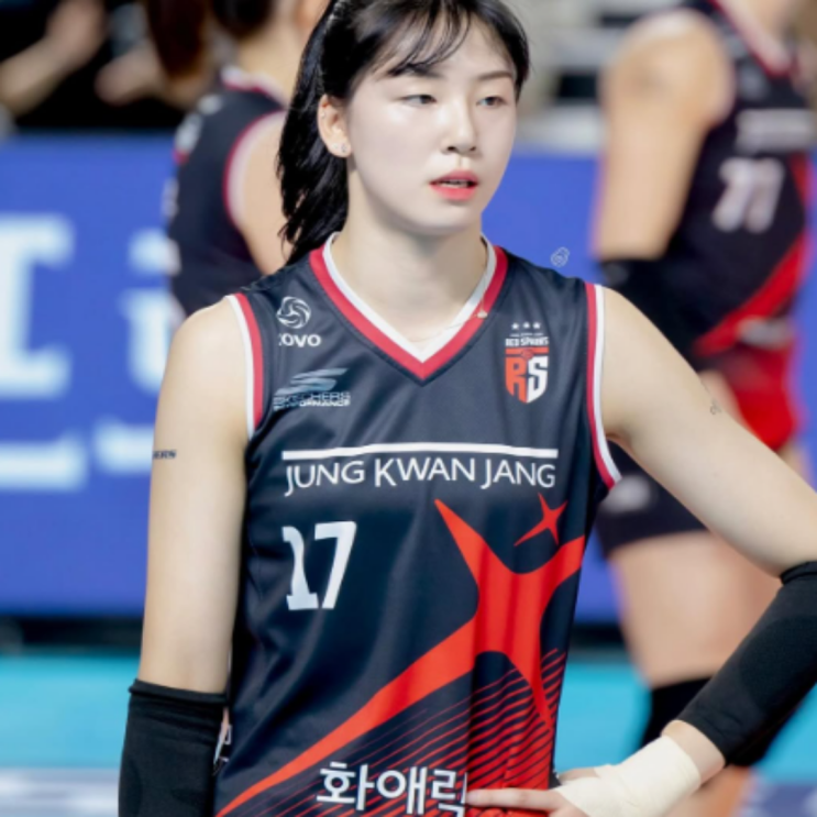 정호영 손가락 골절상으로 시즌아웃 당한 정관장!! 결국 9연패 수렁에 빠졌다!! 자네테가 돌아온 것과 승점 1점을 올린 게 위안거리!!