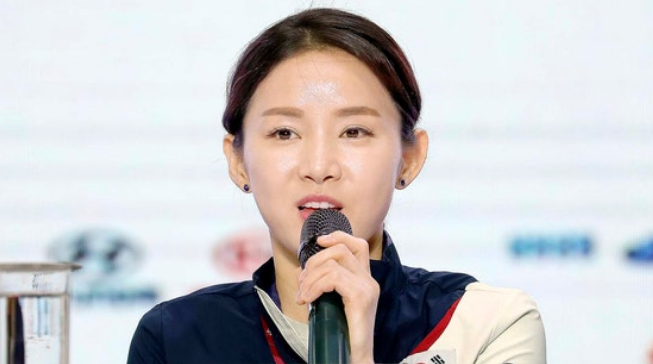 남현희 폭로 상간녀 현직 교사 학교 어디? 2021년 외도 카톡 입술 이모티콘 충격