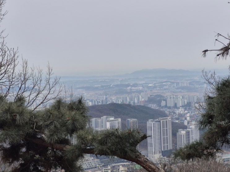 오늘아침, 설봉산 칼바위에서 본 이천시내