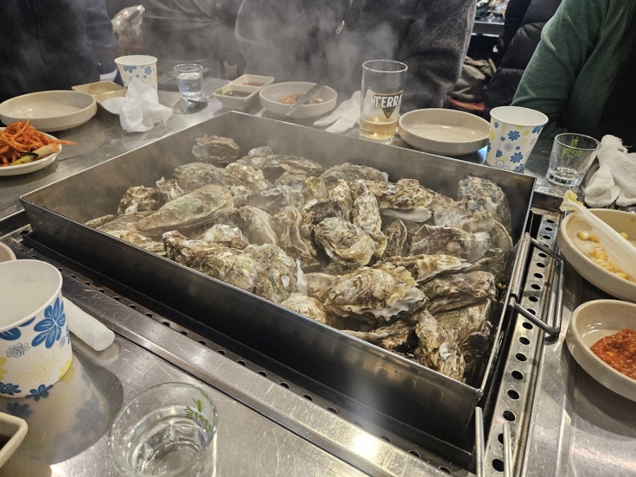 굴사냥 본점 사진 2