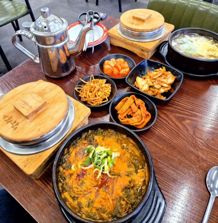  [ 완주 둔산리 맛집 ] 방가네소고기국밥 # 봉동 국밥 맛집 가성비 최고 솥밥 같이 나오는 신상 맛집 추천