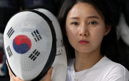 남현희 전남편 불륜 폭로, 상간녀는 현직 교사? 충격적인 이혼 사연