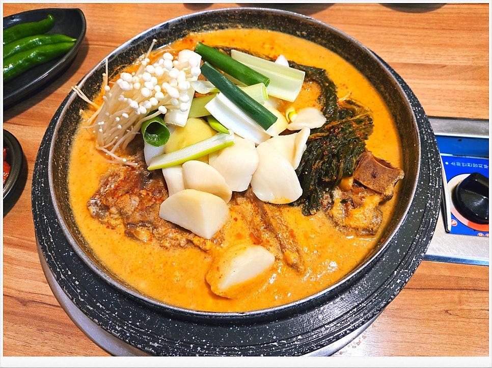 전통가마솥감자탕 사진 6
